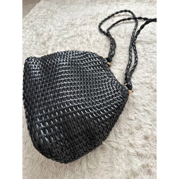 Vintage Talbots Black Woven Leather Crossbody Shoulder Bag Purse Gold Hardware - Picture 13 of 13